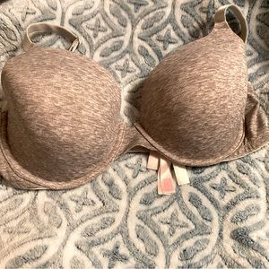 PINK victoria’s secret bra